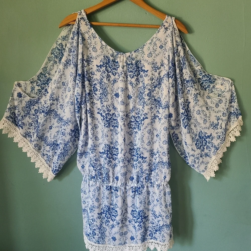 En Creme Blue Floral Print Sheer Tunic Size Small - Picture 9 of 12
